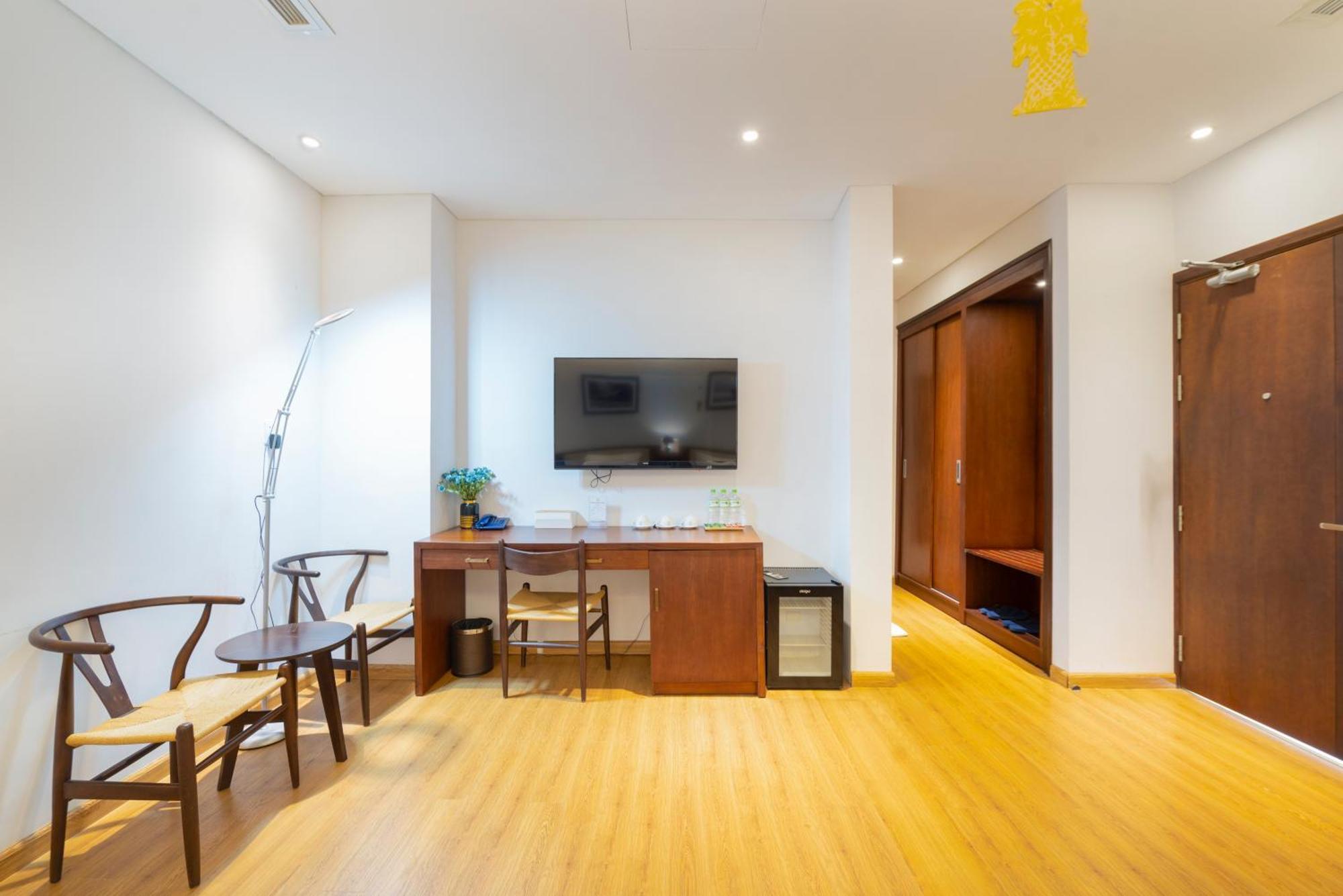 Di Lusso Boutique Hotel Riverside Danang Kültér fotó