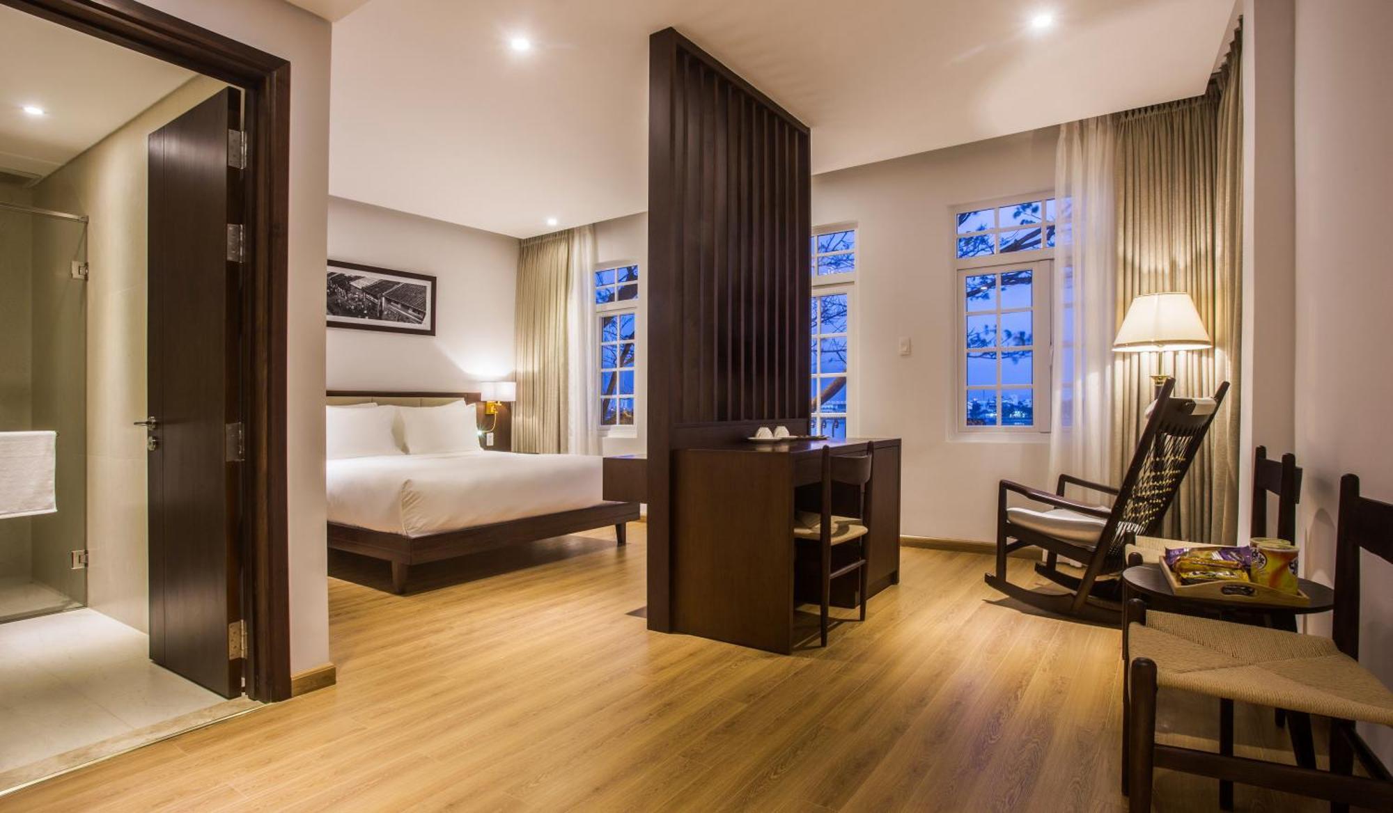 Di Lusso Boutique Hotel Riverside Danang Kültér fotó