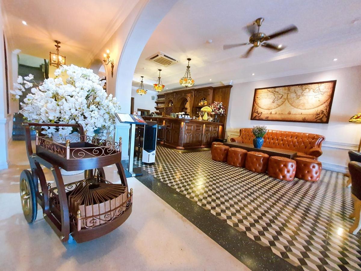 Di Lusso Boutique Hotel Riverside Danang Kültér fotó